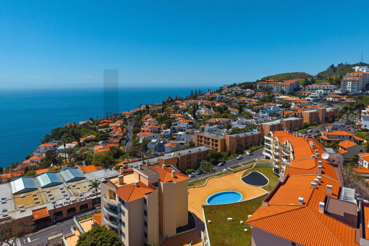 Apartamento T1 para Venda em Caniço Foto 5