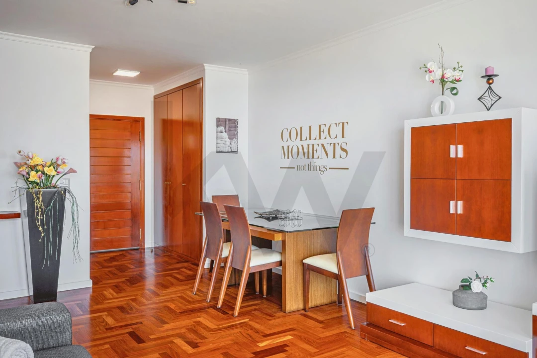 Apartamento T1 para Venda em Caniço Foto 21
