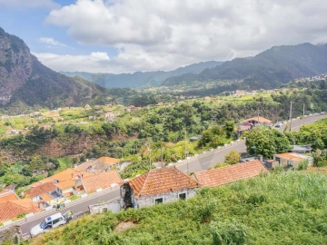 Moradia T2 para Venda em São Roque do Faial