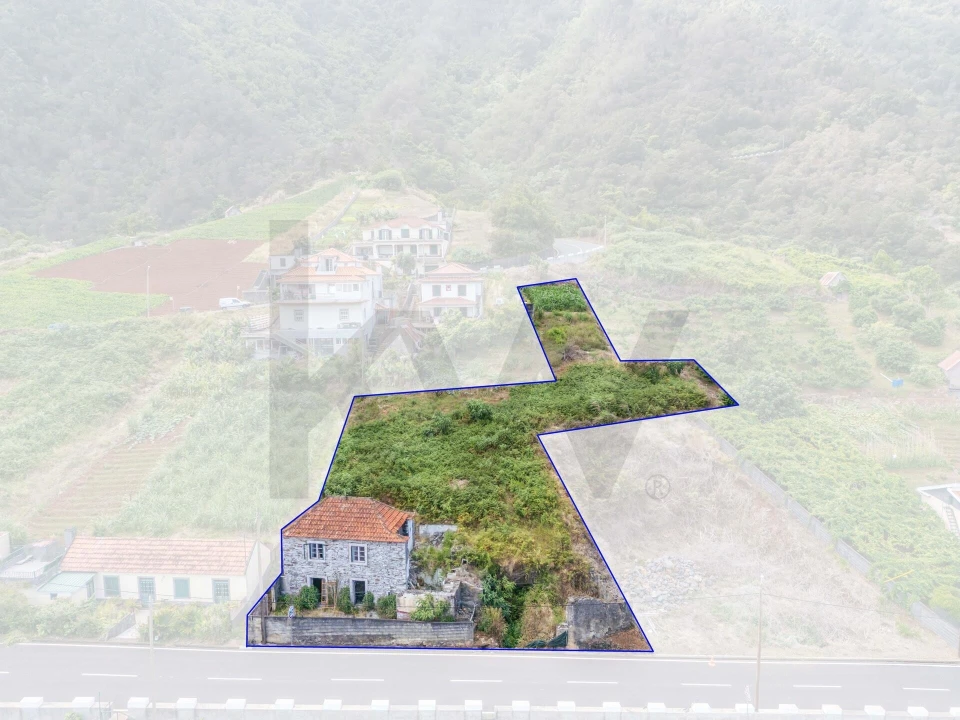 Moradia T2 para Venda em São Roque do Faial Foto 11