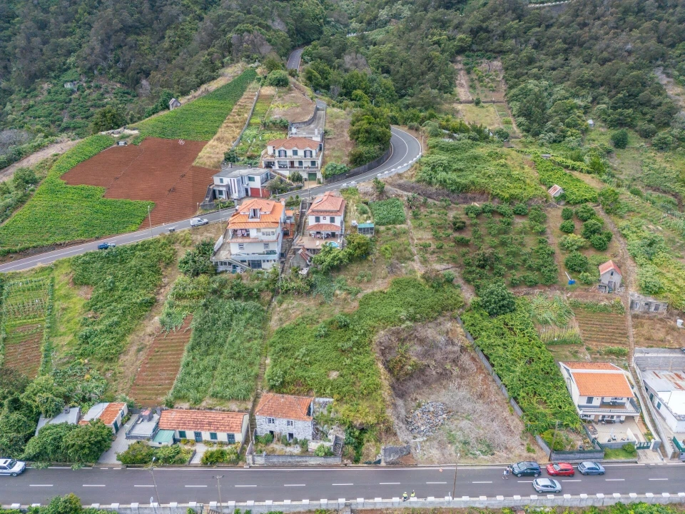 Moradia T2 para Venda em São Roque do Faial Foto 24