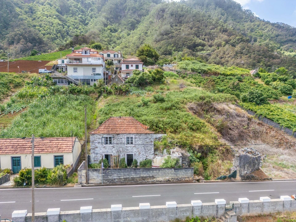 Moradia T2 para Venda em São Roque do Faial Foto 9
