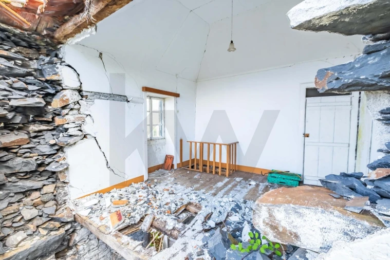 Moradia T2 para Venda em São Roque do Faial Foto 7