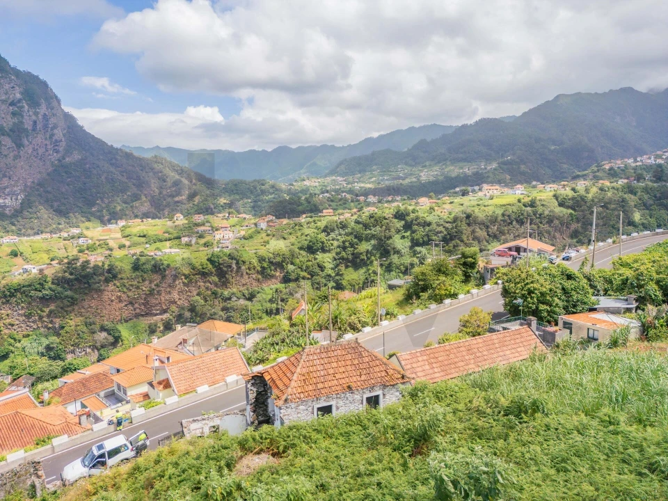 Moradia T2 para Venda em São Roque do Faial Foto 34