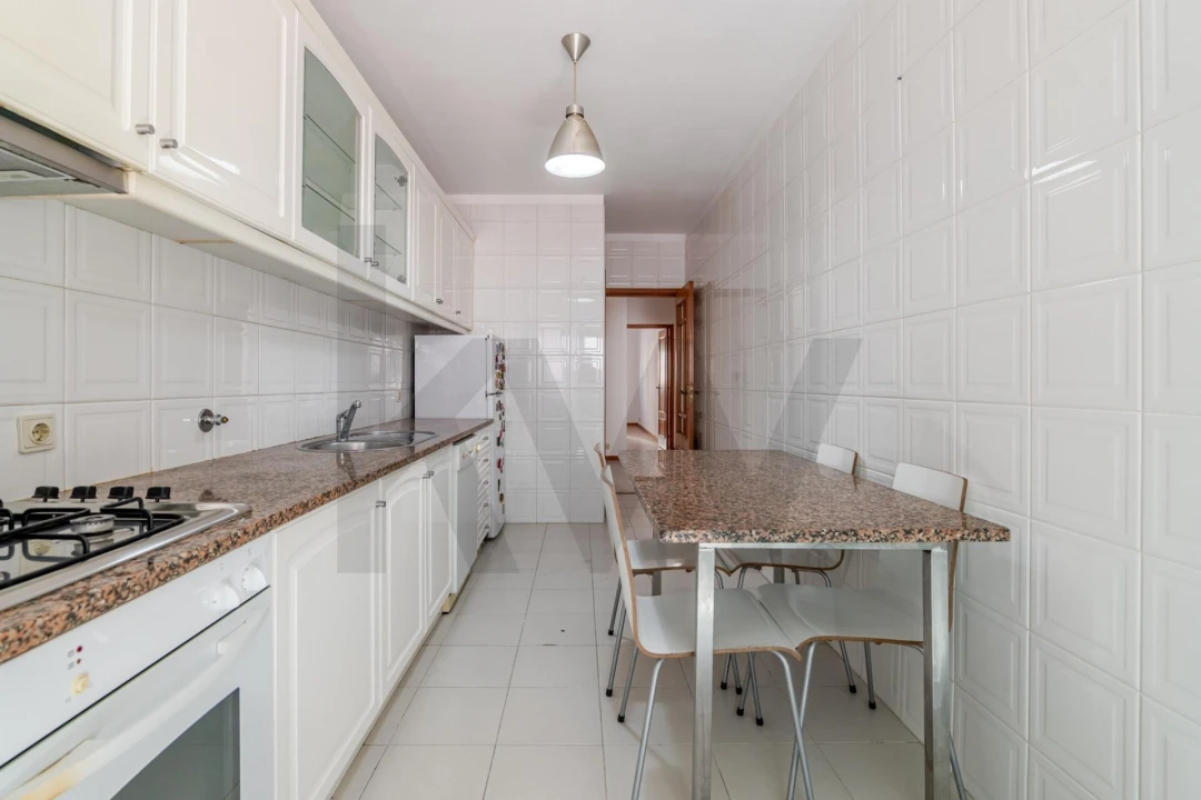 Apartamento T2 para Venda em Oliveira do Douro Foto 13