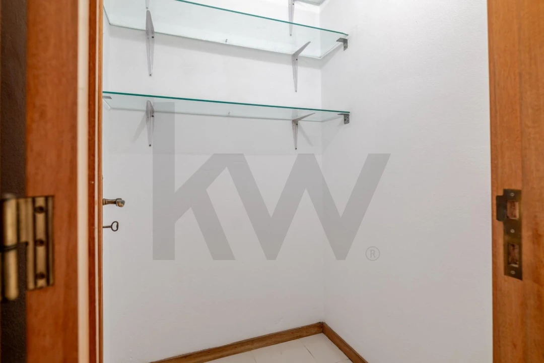 Apartamento T2 para Venda em Oliveira do Douro Foto 14