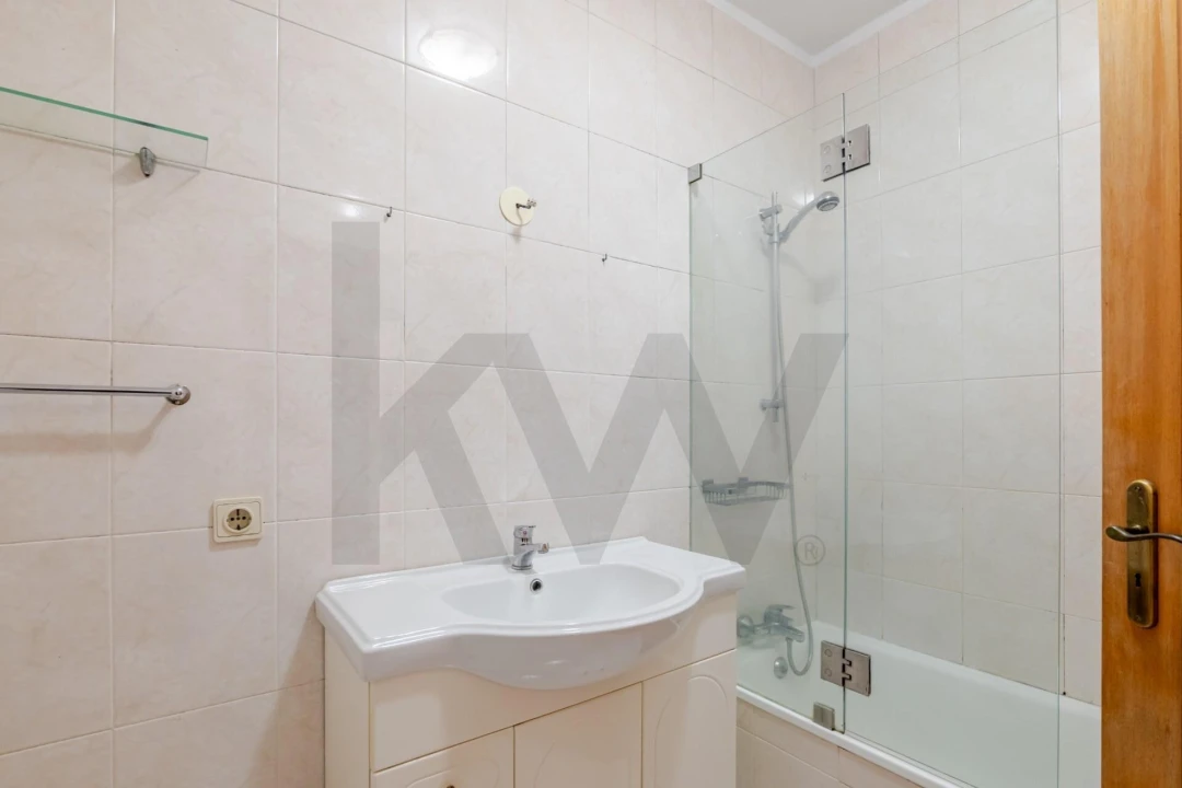 Apartamento T2 para Venda em Oliveira do Douro Foto 20