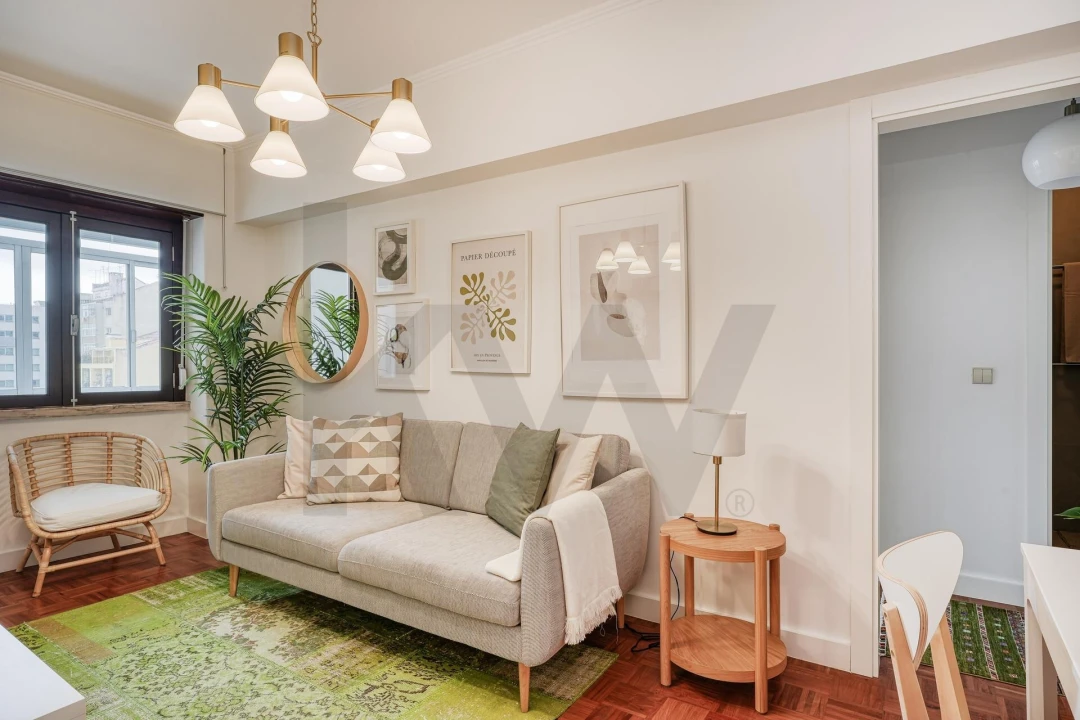 Apartamento T2 para Arrendamento em Avenidas Novas Foto 3