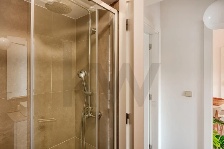 Apartamento T2 para Arrendamento em Avenidas Novas Foto 12
