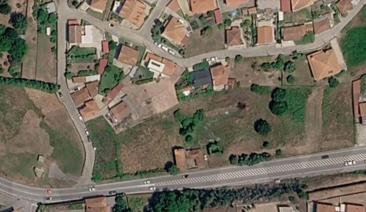 Terreno para Venda em Baltar Foto 3