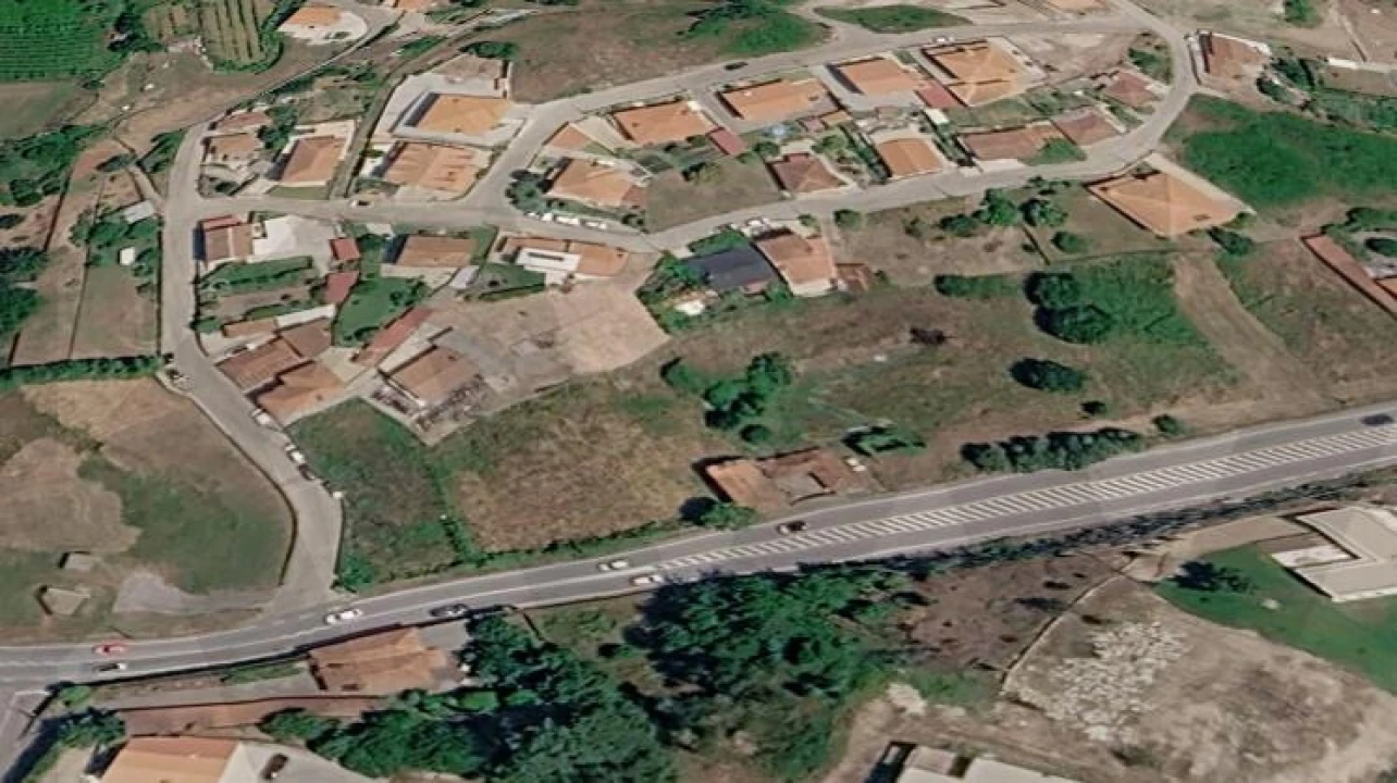 Terreno para Venda em Baltar Foto 2