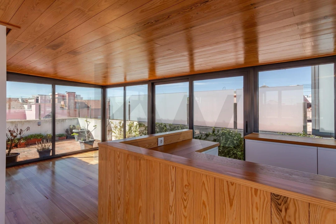 Apartamento T4 para Arrendamento em Campo de Ourique Foto 47