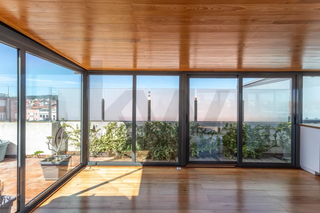 Apartamento T4 para Arrendamento em Campo de Ourique Foto 50
