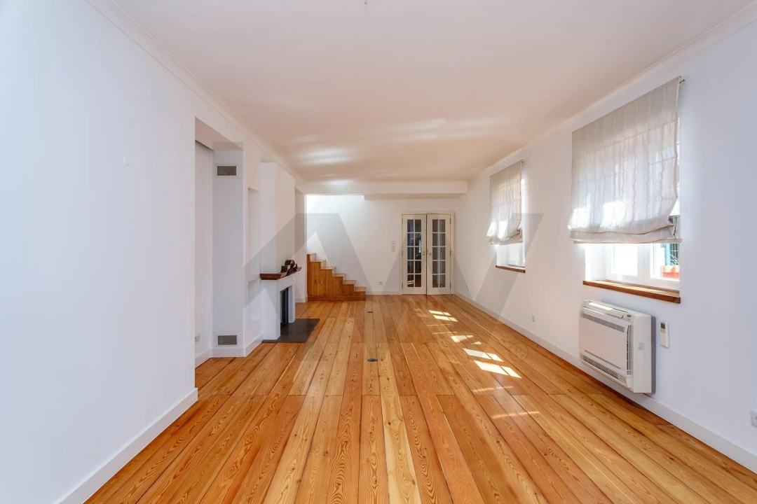 Apartamento T4 para Arrendamento em Campo de Ourique Foto 7