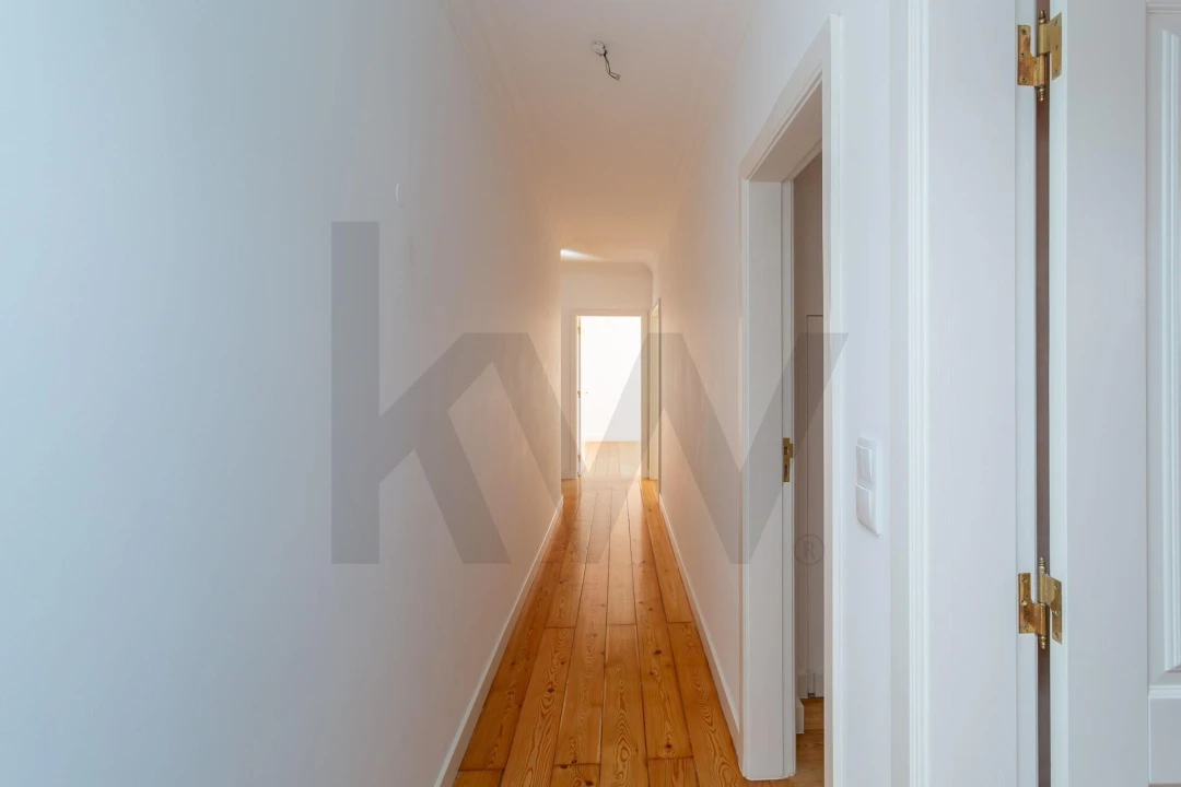 Apartamento T4 para Arrendamento em Campo de Ourique Foto 41