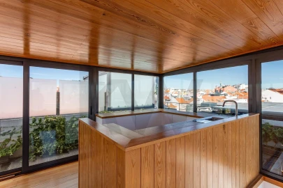 Apartamento T4 para Arrendamento em Campo de Ourique