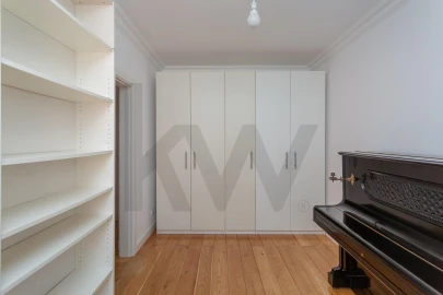 Apartamento T4 para Arrendamento em Campo de Ourique