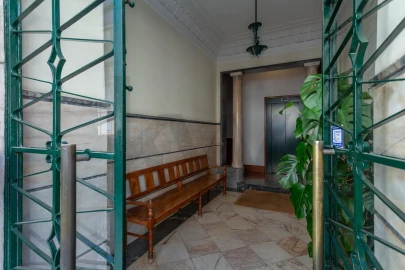Apartamento T4 para Arrendamento em Campo de Ourique