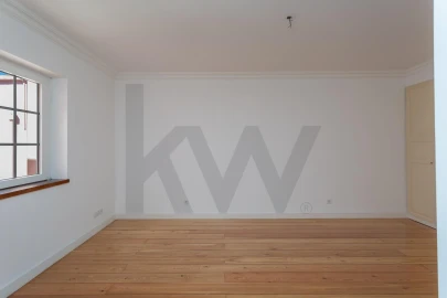 Apartamento T4 para Arrendamento em Campo de Ourique