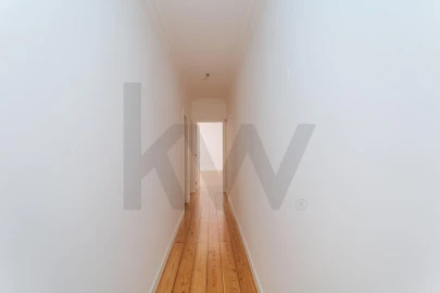 Apartamento T4 para Arrendamento em Campo de Ourique
