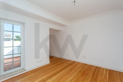 Apartamento T4 para Arrendamento em Campo de Ourique