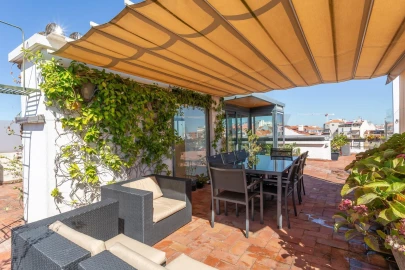 Apartamento T4 para Arrendamento em Campo de Ourique