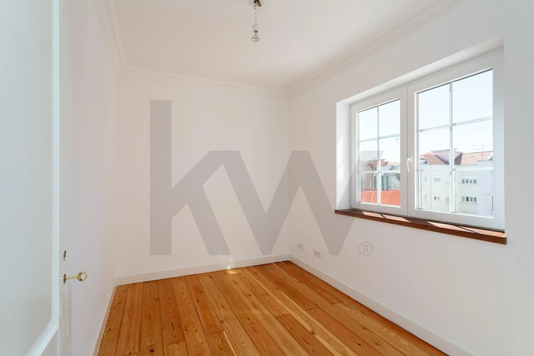Apartamento T4 para Arrendamento em Campo de Ourique Foto 14