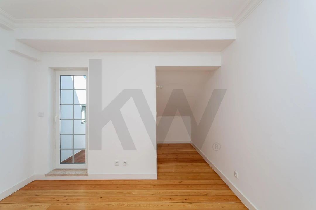 Apartamento T4 para Arrendamento em Campo de Ourique Foto 18