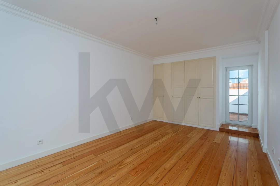 Apartamento T4 para Arrendamento em Campo de Ourique Foto 38