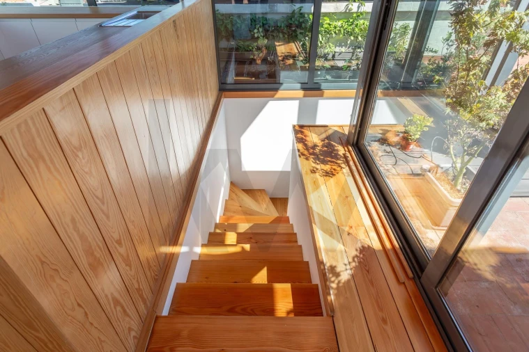 Apartamento T4 para Arrendamento em Campo de Ourique Foto 45