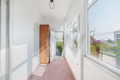 Apartamento T5 para Venda em Romeira e Várzea