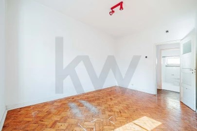 Apartamento T5 para Venda em Romeira e Várzea