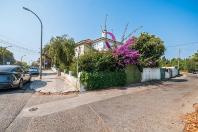 Apartamento T5 para Venda em Romeira e Várzea