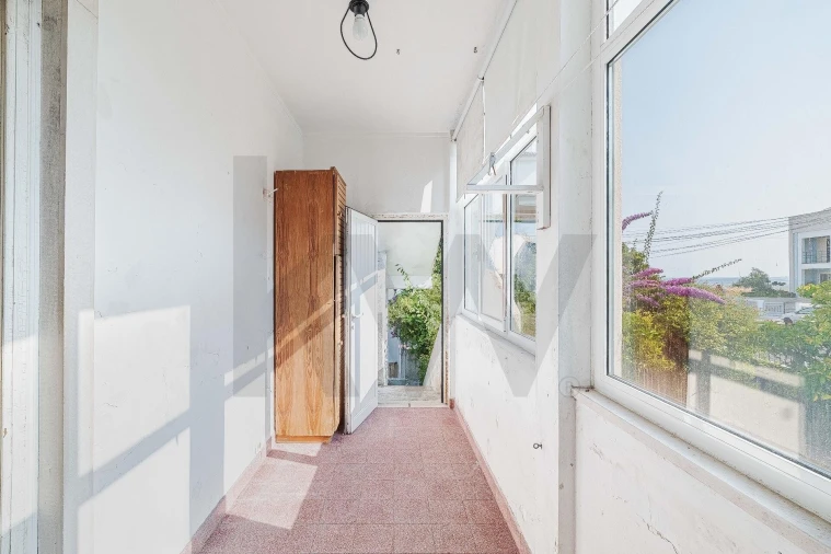 Apartamento T5 para Venda em Romeira e Várzea Foto 26