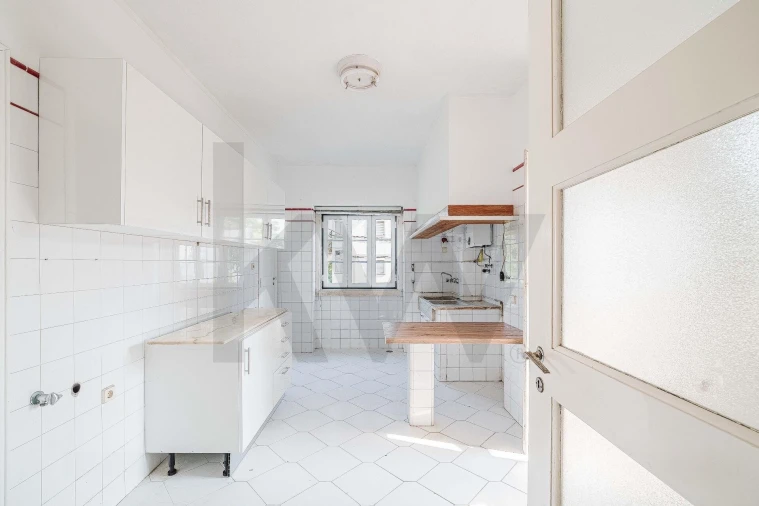 Apartamento T5 para Venda em Romeira e Várzea Foto 23