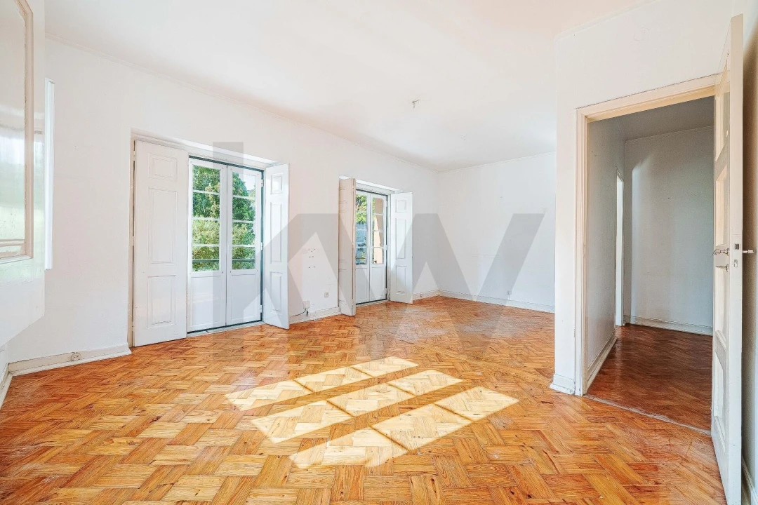 Apartamento T5 para Venda em Romeira e Várzea Foto 1