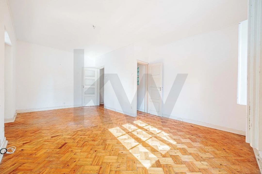 Apartamento T5 para Venda em Romeira e Várzea Foto 3