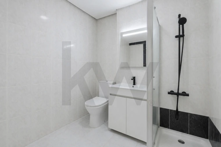 Apartamento T2 para Venda em Seixal, Arrentela e Aldeia de Paio Pires Foto 17