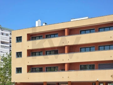 Apartamento T3 para Arrendamento em Oeiras e São Julião da Barra, Paço de Arcos e Caxias