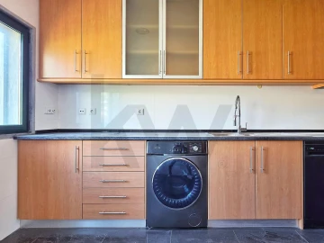 Apartamento T3 para Arrendamento em Oeiras e São Julião da Barra, Paço de Arcos e Caxias