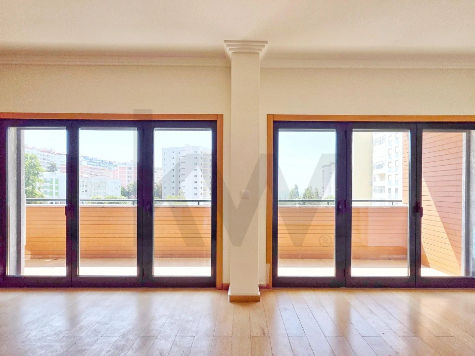Apartamento T3 para Arrendamento em Oeiras e São Julião da Barra, Paço de Arcos e Caxias Foto 7