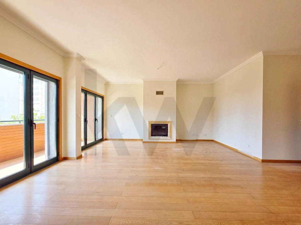 Apartamento T3 para Arrendamento em Oeiras e São Julião da Barra, Paço de Arcos e Caxias Foto 5