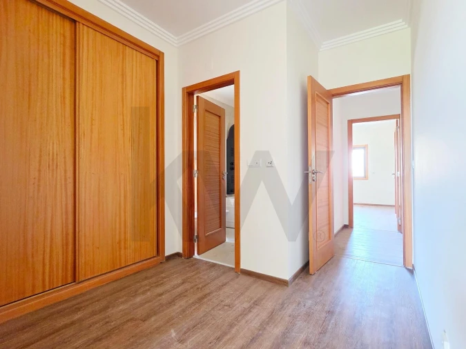 Apartamento T3 para Arrendamento em Oeiras e São Julião da Barra, Paço de Arcos e Caxias Foto 14
