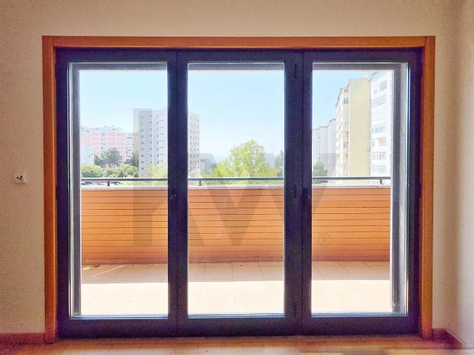 Apartamento T3 para Arrendamento em Oeiras e São Julião da Barra, Paço de Arcos e Caxias Foto 6