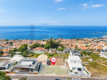 Terreno para Venda em Funchal (Santa Maria Maior)