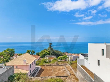 Terreno para Venda em Funchal (Santa Maria Maior)