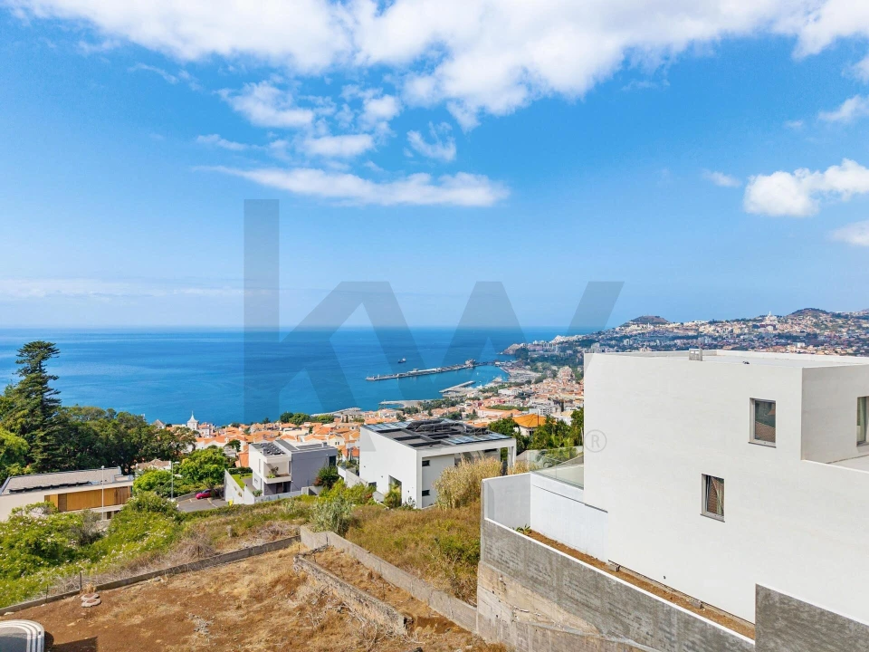Terreno para Venda em Funchal (Santa Maria Maior) Foto 9