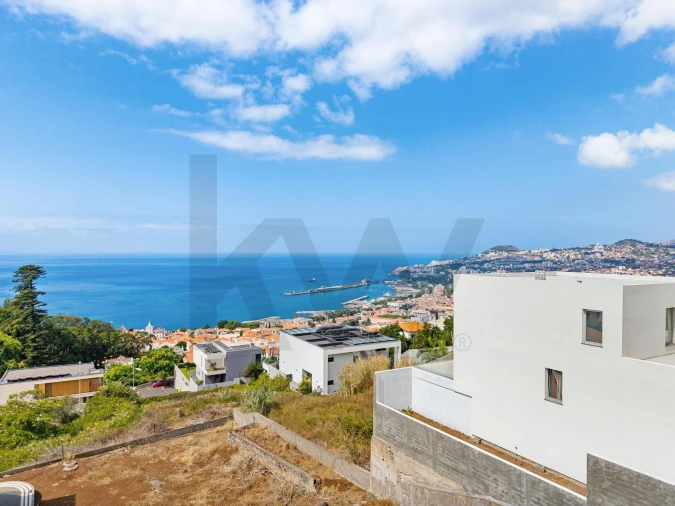 Terreno para Venda em Funchal (Santa Maria Maior) Foto 9