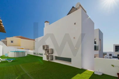 Moradia T5 para Venda em Santiago do Cacém, Santa Cruz e São Bartolomeu da Serra