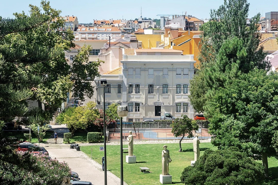 Apartamento T2 para Arrendamento em Areeiro Foto 39